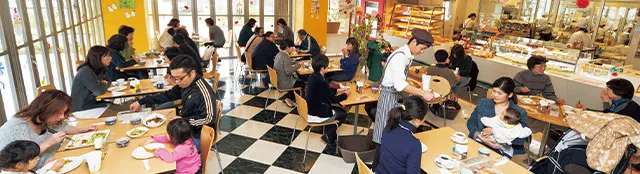 学生運営のカフェ・レストラン