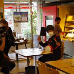 CAFE DE HIRAOKAに高田課長がやってきた！