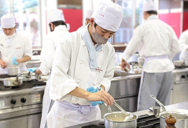 平岡調理・製菓専門学校　調理師科　学生のおススメ授業★