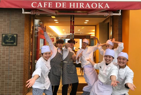 CAFÉ DE HIRAOKA年末年始のご案内