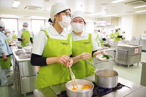 家庭でできるおせち料理を学びました！