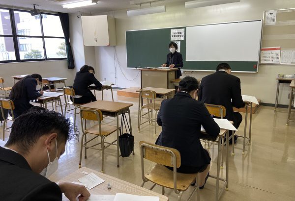 令和4年度の入学試験に留学生がチャレンジ！