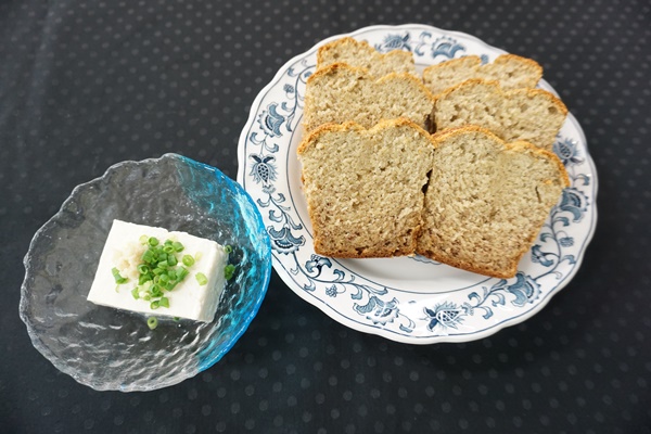 食品加工実習で豆腐とおから入りバナナブレッドを作りました！