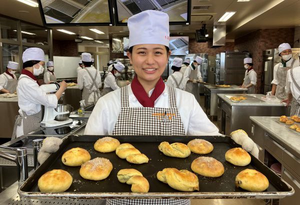 平岡調理・製菓専門学校　製菓衛生師科　内定速報！