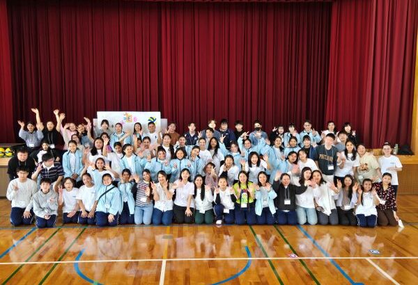 平岡介護福祉専門学校　新入生歓迎会
