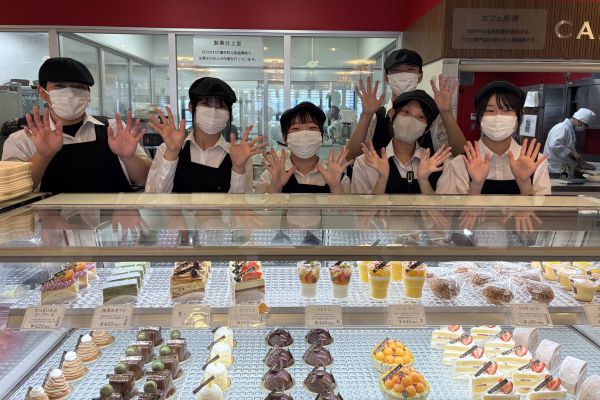 カフェ・ド・ヒラオカ　パンの新商品を紹介します！